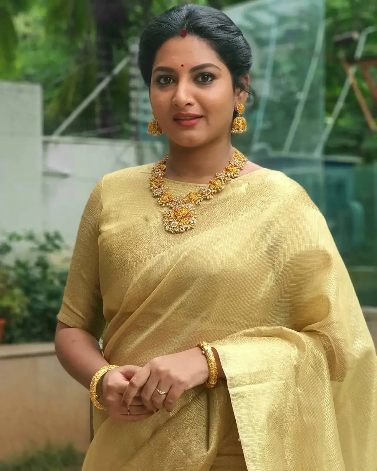 Indian TV Girl Pallavi Ramisetty in Yellow Saree